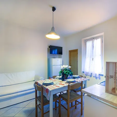 Elba Casale Al Mare Cm4 Apartamento *